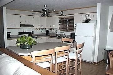 4th image of 1852 Queensbridge Dr
