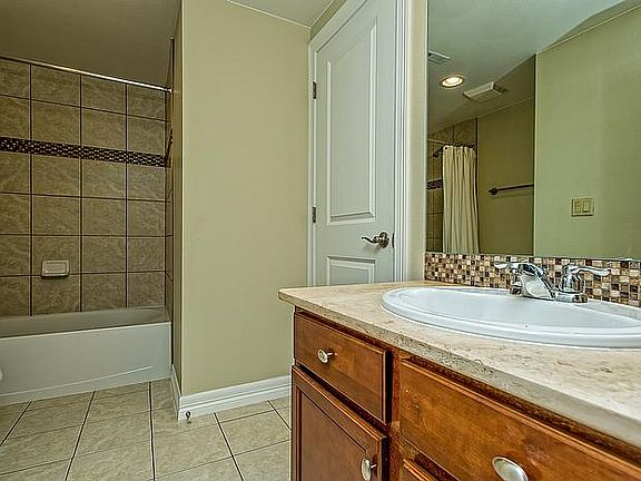 2nd image of 7103 S Newport Way