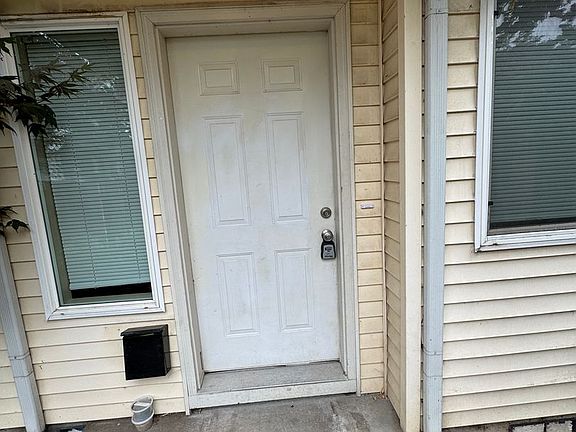 2nd image of 4518 SE 99th Ave #4518-C-K160