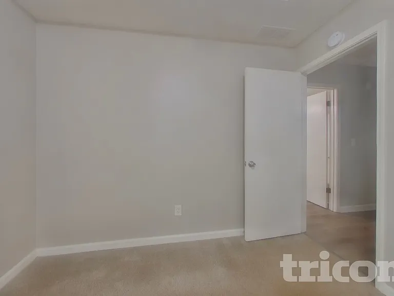 1182 Plunkett Way — Photo 7