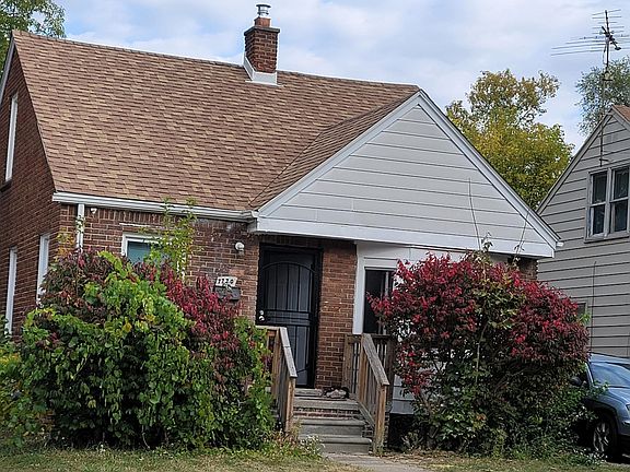 2nd image of 7770 Rosemont Ave