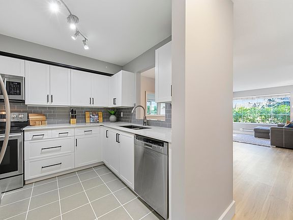 4th image of 6820 Rumble St #111