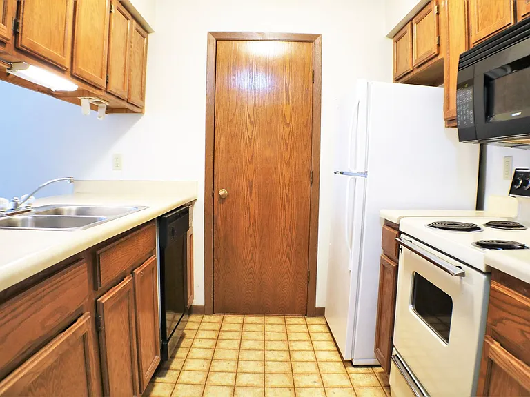 521 Kirkwood Ave #110 — Photo 17