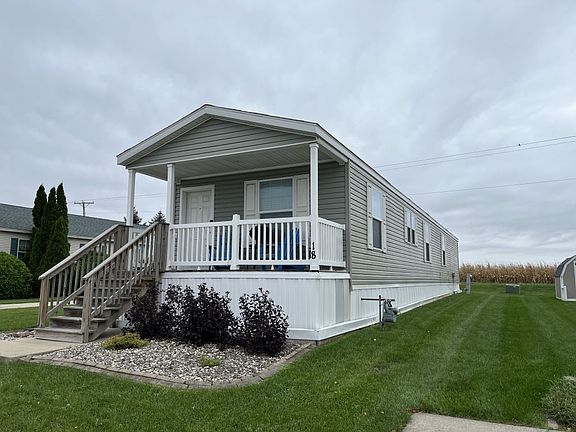 3rd image of 18 Drake Ln #18DRAK