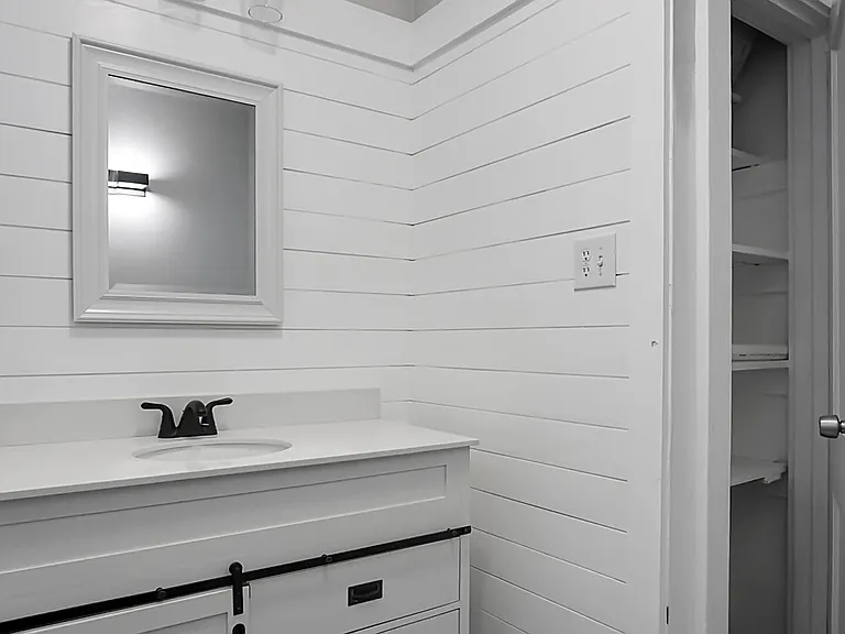 2135 Dorchester Rd — Photo 40