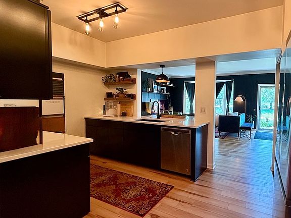 5th image of 2716 Rockport Ln