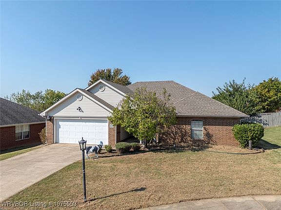 2nd image of 2717 Northridge Cir