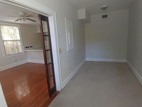 5th image of 1312 Willow Branch Ave APT 1