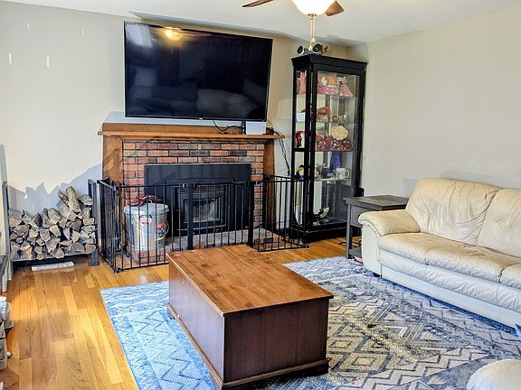5th image of 373 Hancock St