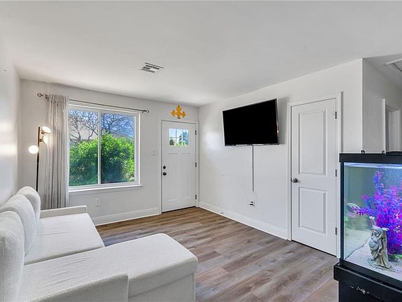 4th image of 1300 Nursery Pl