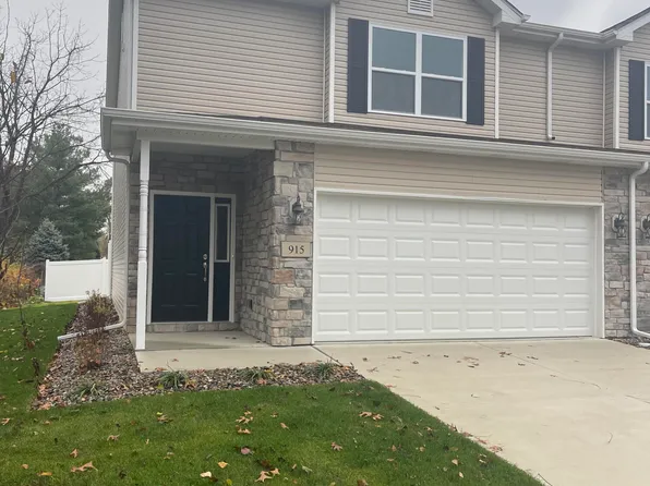 915 Paula Ct, Hobart, IN 46342