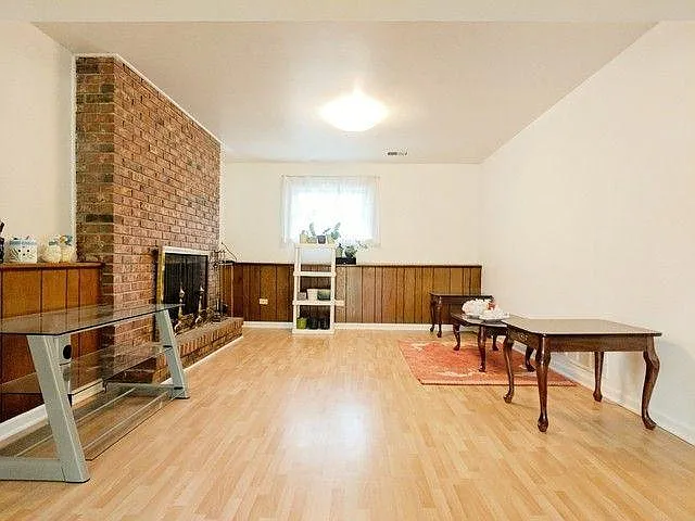 4 bed, 1740 sqft, $3,050 — Photo 3