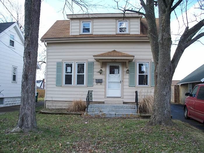 1st image of 3269 Buell St