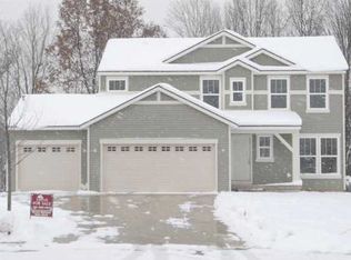 6833 Silver Meadow Ct NE, Rockford, MI 49341