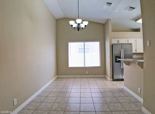 922 Stetson Dr, Henderson, NV 89002