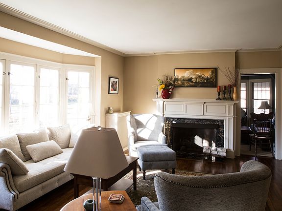 4th image of 1059 Homewood Dr