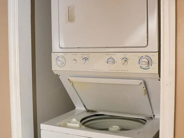 Shared washer and dryer