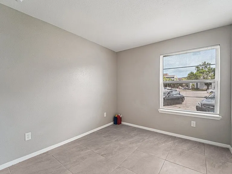 Crosby at Westchase Apartments — Photo 93