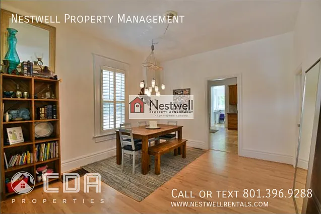 562 S Elizabeth St — Photo 5
