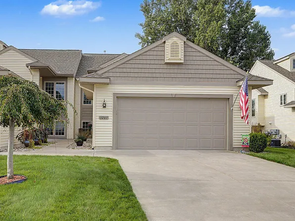 1207 S Timberview Dr, Whitehall, MI 49461