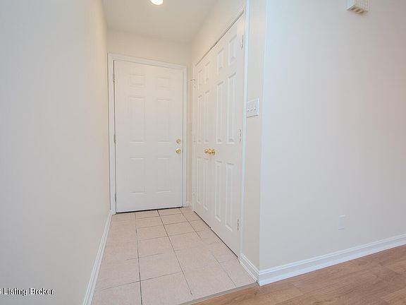 5th image of 729 N Hite Ave APT 5