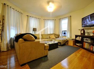 625 E 3rd St APT 2F, Boston, MA 02127