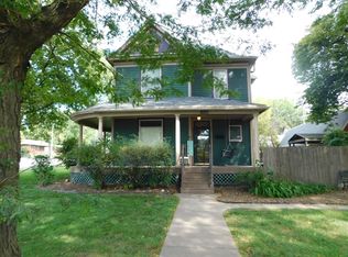 1242 Hawthorne Ave, Crete, NE 68333