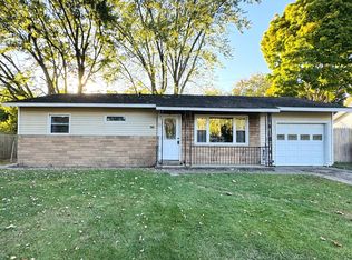 2420 Floral Dr, Niles, MI 49120