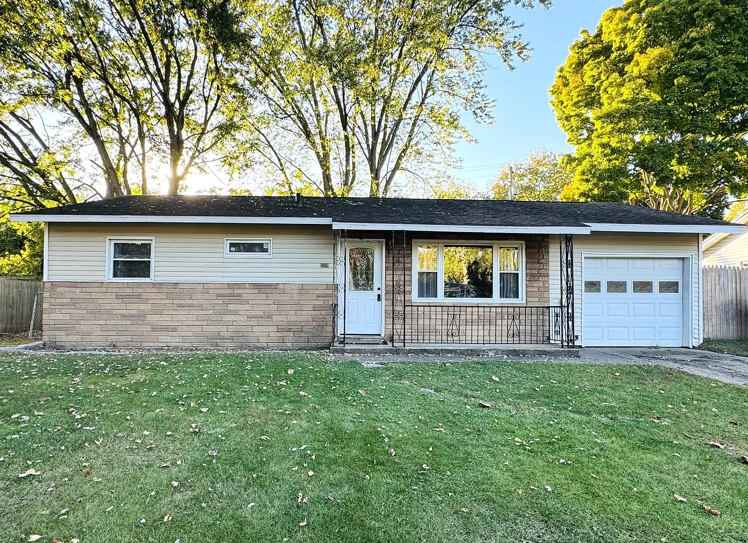 2420 Floral Dr photo 1