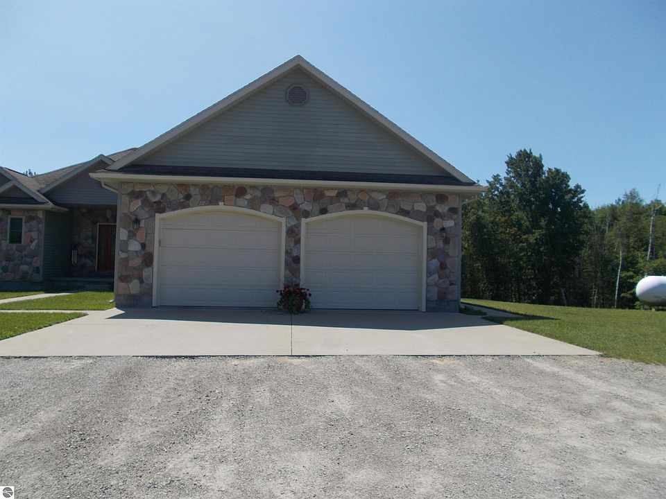 6853 Maple Acres Dr, Whittemore, MI 48770 Zillow