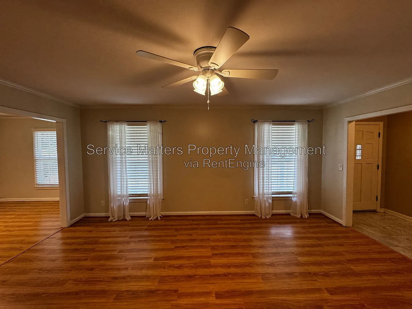 3 bed, 2.0 bath, 1713 sqft, $2,400 — Photo 4