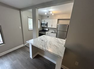 400 Xenia St SE APT 3, Washington, DC 20032