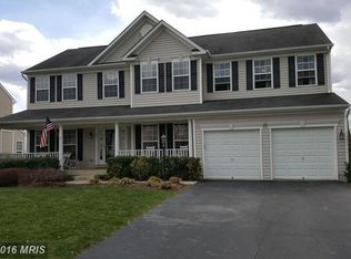 921 Towering Oak Ct, Purcellville, VA 20132
