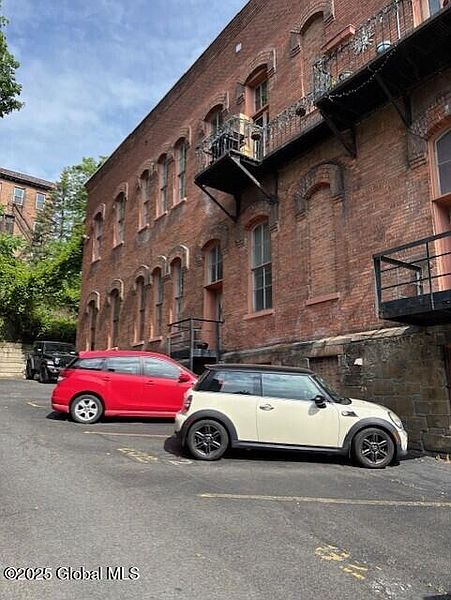 3rd image of 206 N Pearl Street #104