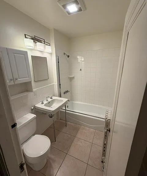 1802 37th St NW — Photo 12