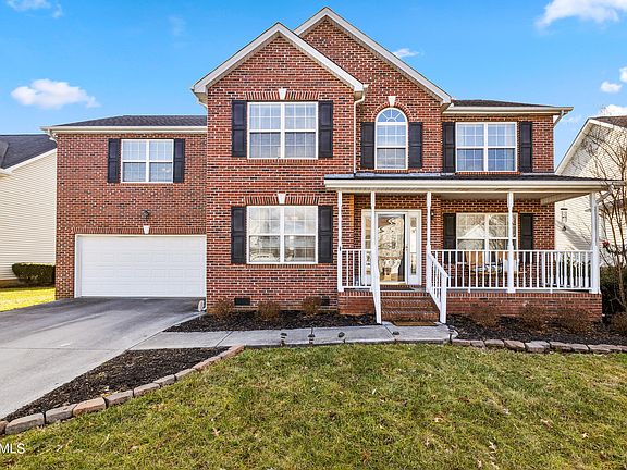 3rd image of 4422 Aylesbury Dr