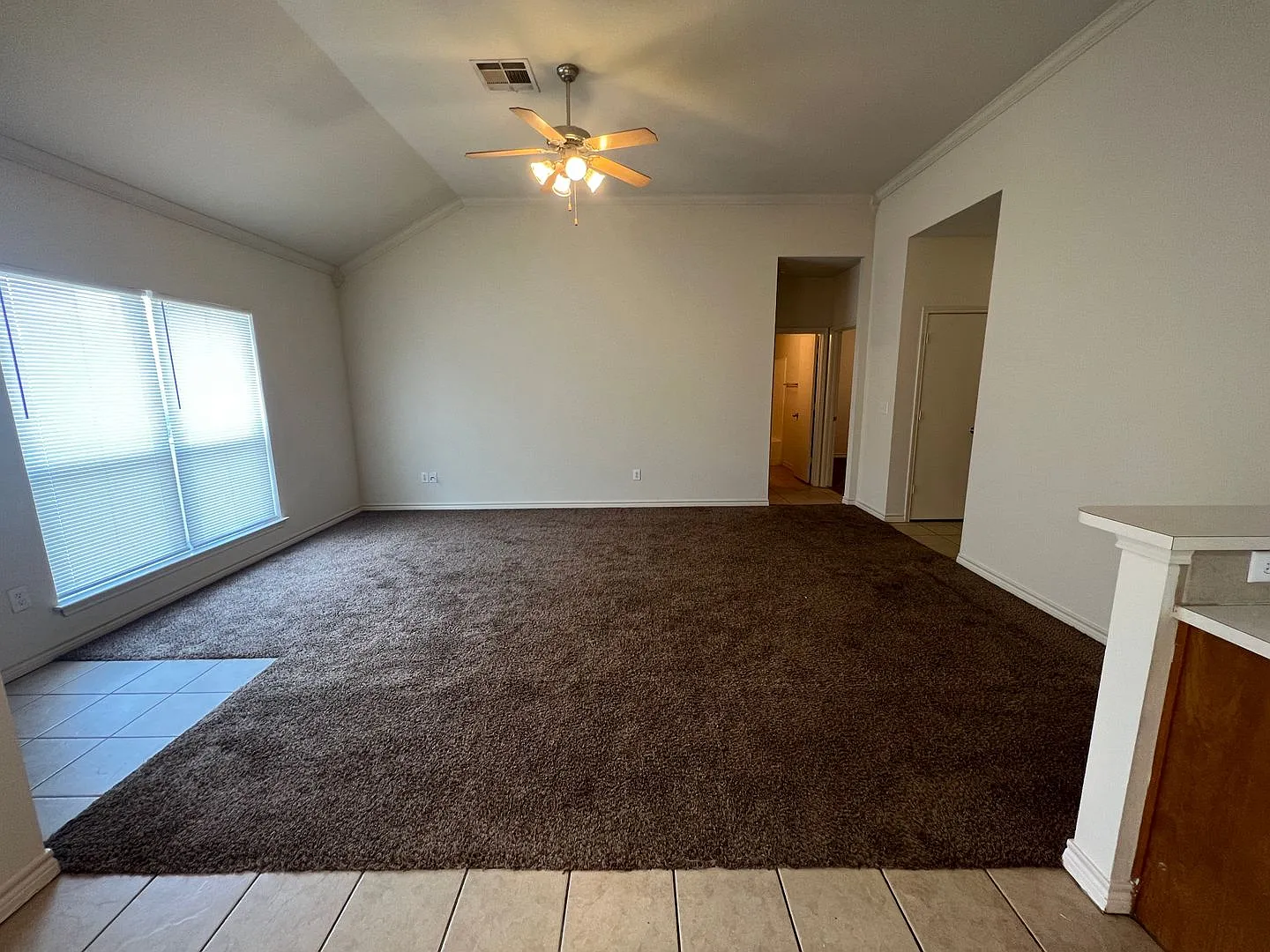 Duplex — Photo 2