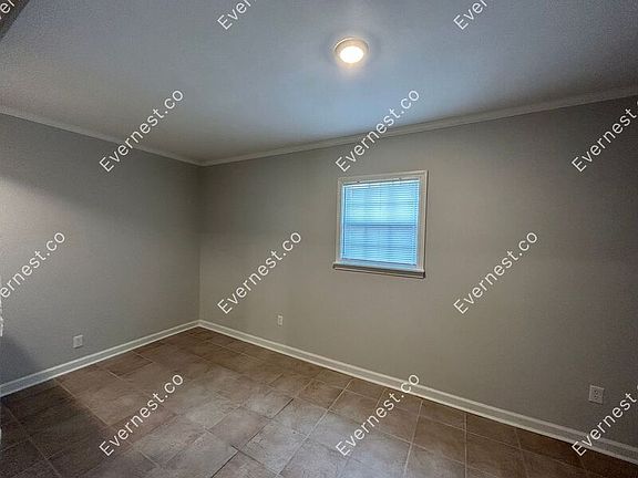 4th image of 1648 Hickory Dr