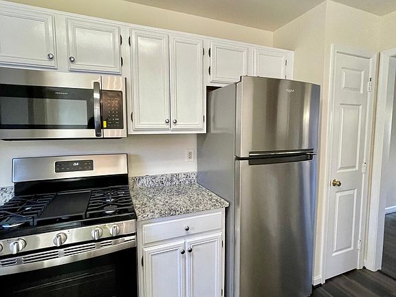 4th image of 5833 Watermark Cir