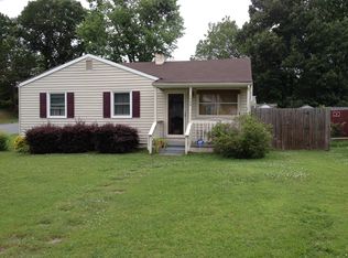 1408 Clegg St, Greensboro, NC 27407