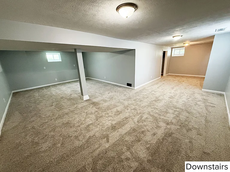4422 Pacific St — Photo 17