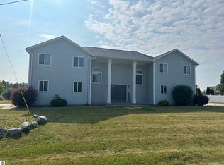 1609 Jacobs Trl #A & B, Mount Pleasant, MI 48858