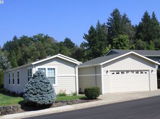 112 Brenda Pl, Canyonville, OR 97417