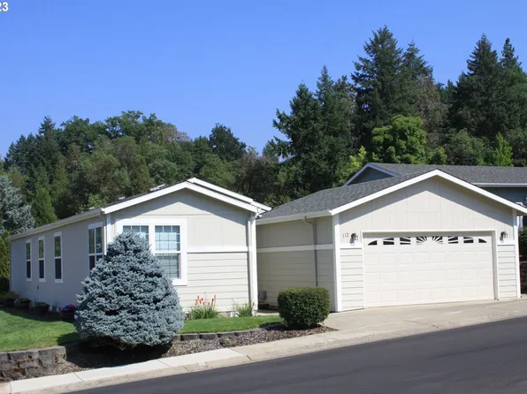 112 Brenda Pl, Canyonville, OR 97417