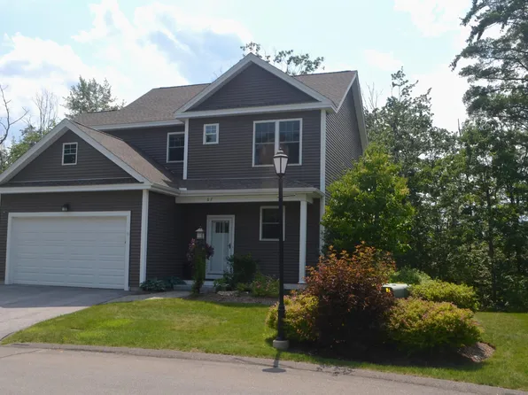 62 Redwood Way, Manchester, NH 03102