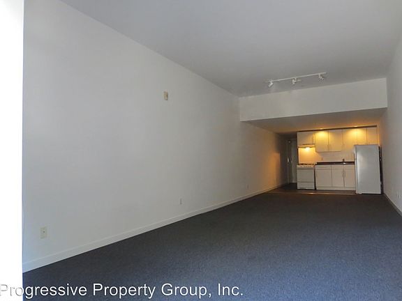 3rd image of 348 Hyde St APT 3