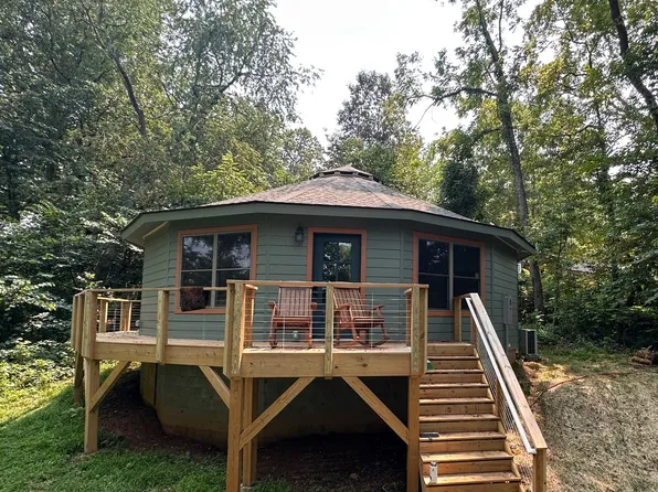 (undisclosed Address), Asheville, NC 28806