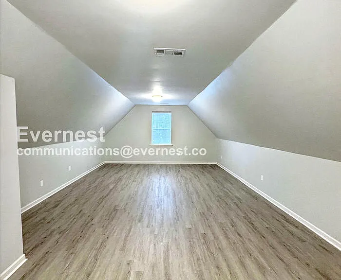 2001 Chicago Ave NW — Photo 12