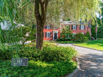 144 West Neck Road, Huntington, NY, 11743