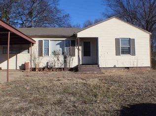 715 Maxwell St NW, Ardmore, OK 73401